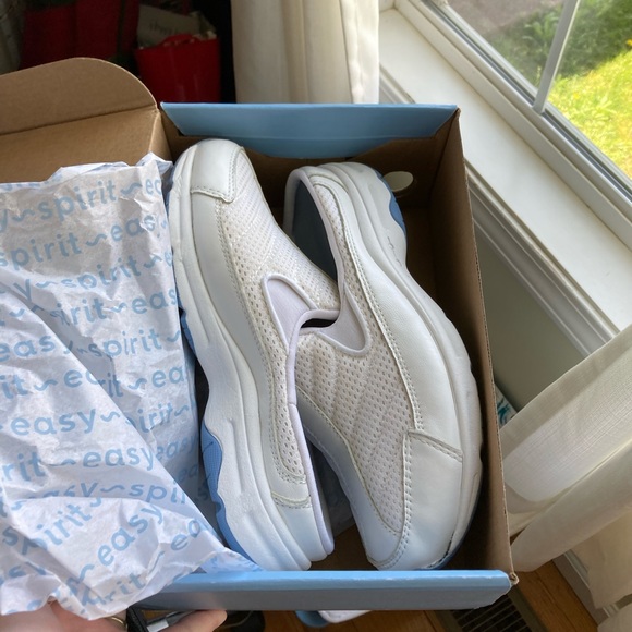 Easy Spirit White Hot Race 7.5 W - Picture 2 of 7